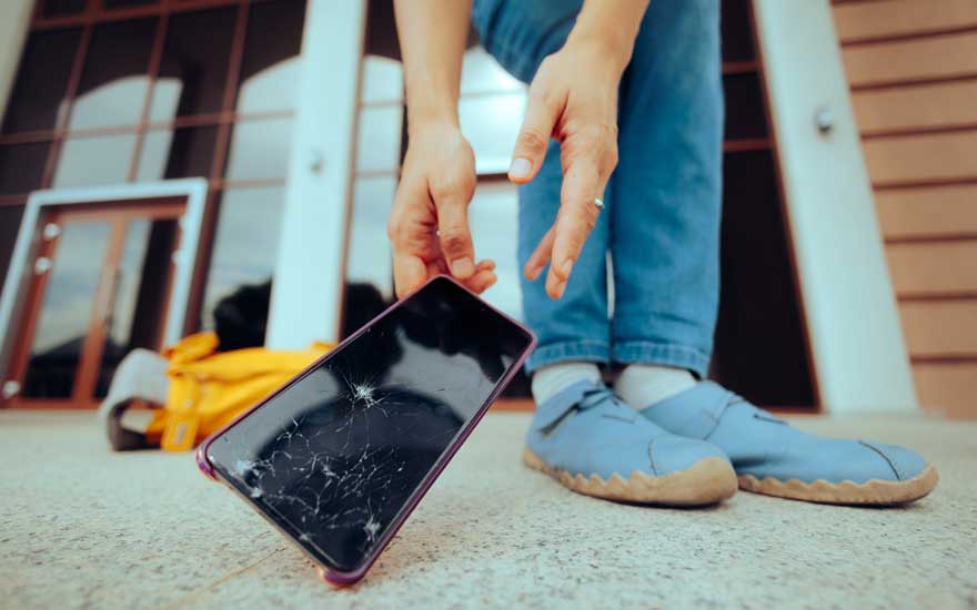 Hoe haal je gegevens van een kapotte smartphone?
