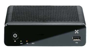 La TV Box V5c a un bouton à gauche et une prise USB à droite de sa facade avant.