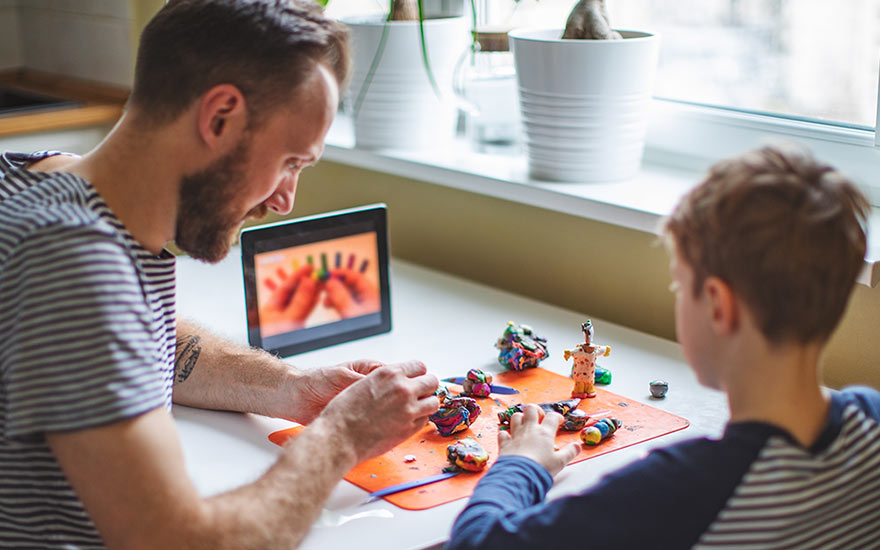 Jouets connectés : amis ou espions ?