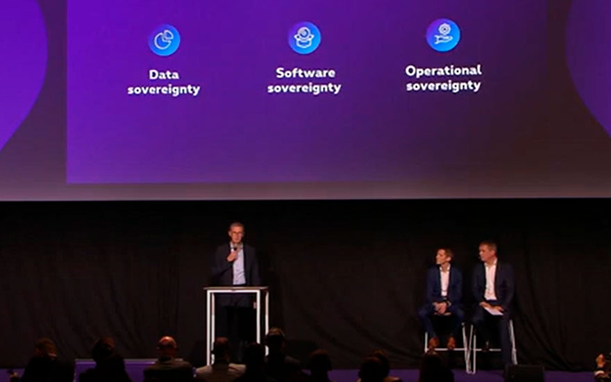 Keynote: Controlling Hybrid IT