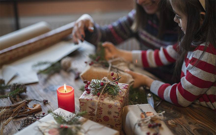 Een cadeau inpakken? Geen probleem met deze makkelijke tips!