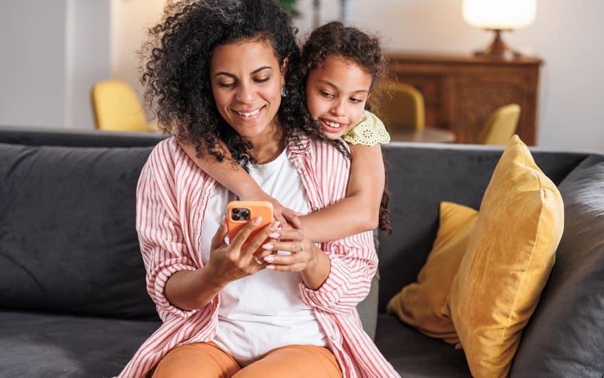 Which mobile subscription should I choose for my child?